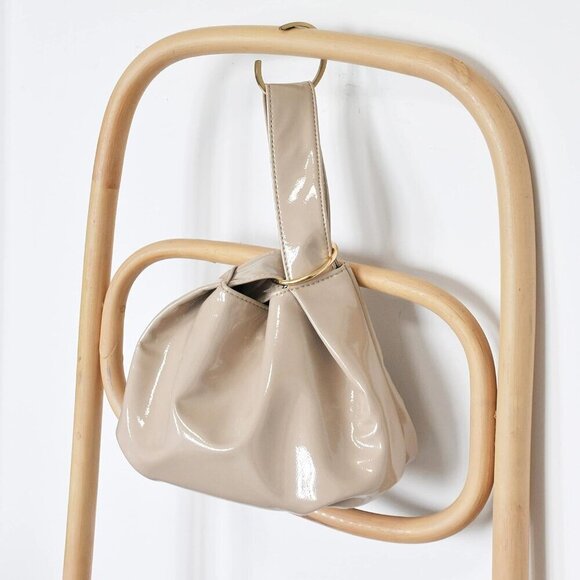 Women's Vegan Leather Clutch Small Tote Night Out Wristlet Stylish - Picture 2 of 7